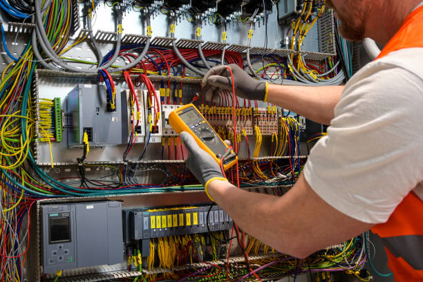 Best Local Electrician Companies  in Evansdale, IA